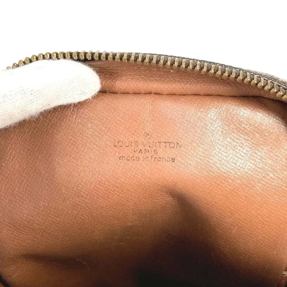 LOUIS VUITTON Authentic Brown Monogram Canvas Pochette Shoulder Bag